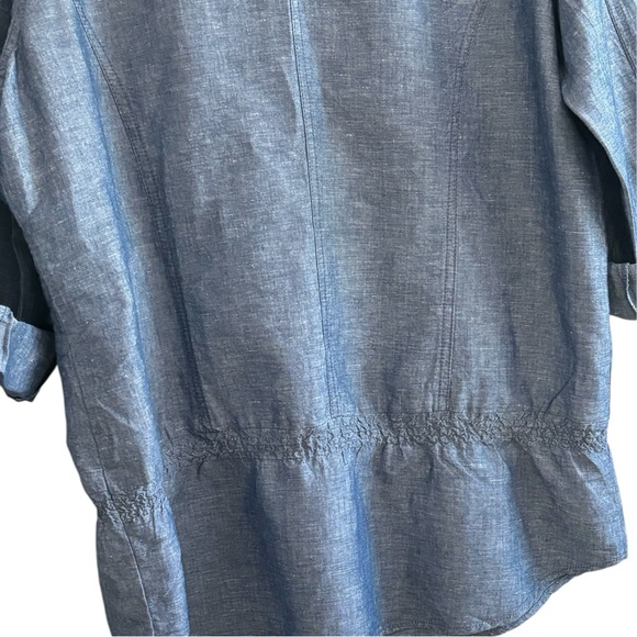 CHICO’S Button Front Chambray Roll Tab Sleeve Shirt Size M - Picture 9 of 9